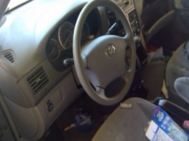 2005 TOYOTA SIENNA, GRAY, CE MODEL, 3.3L, AT, FWD.   Z26445